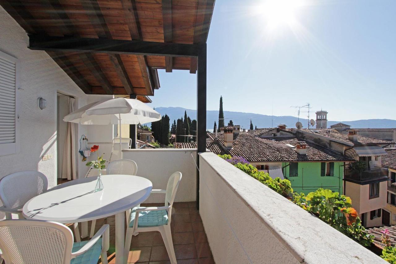 Casa Marsilva - Holiday Apartment With Roof Terrace, Near The Lake توسكولانو ماديرنو المظهر الخارجي الصورة