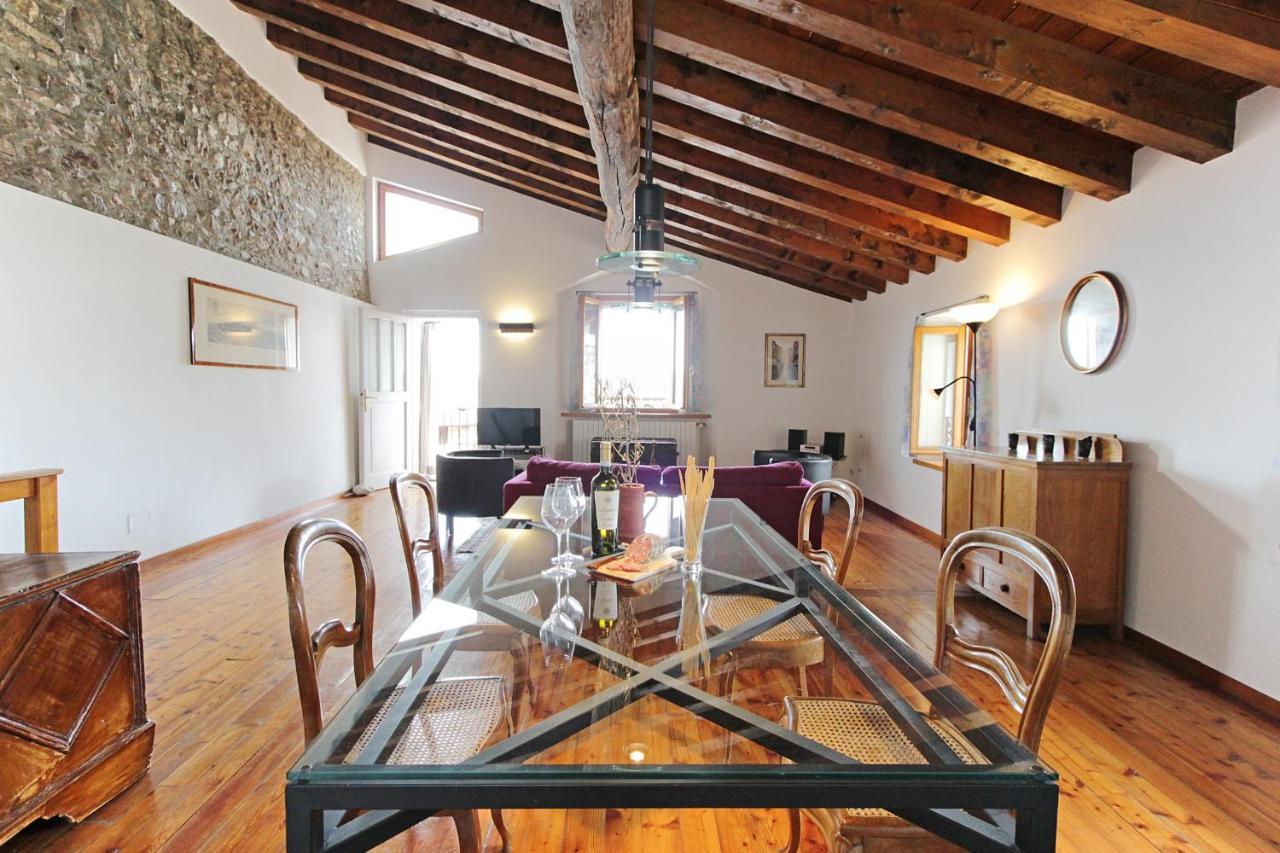 Casa Marsilva - Holiday Apartment With Roof Terrace, Near The Lake توسكولانو ماديرنو المظهر الخارجي الصورة