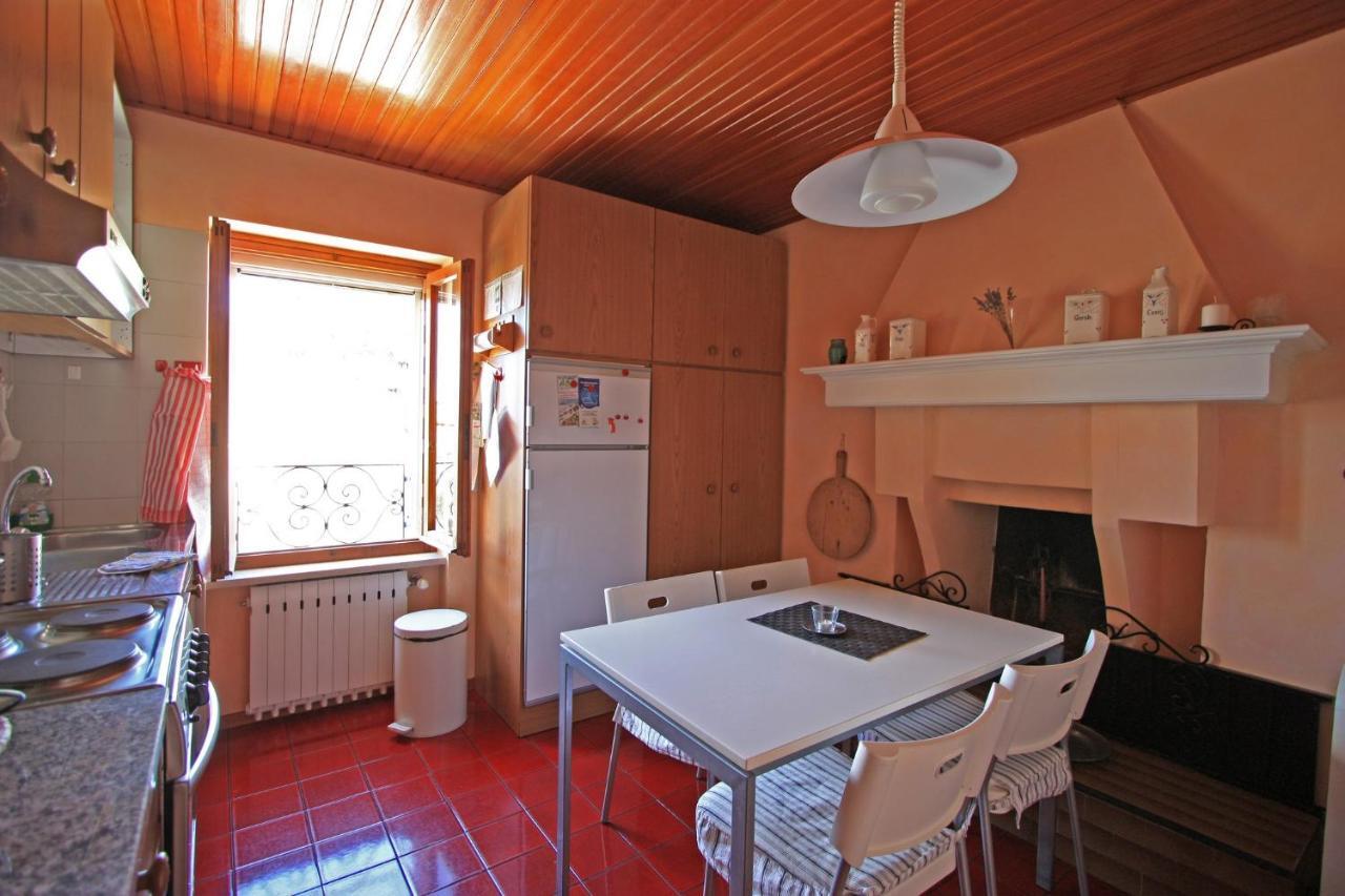 Casa Marsilva - Holiday Apartment With Roof Terrace, Near The Lake توسكولانو ماديرنو المظهر الخارجي الصورة